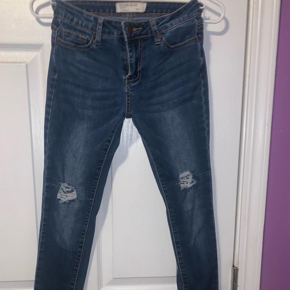 Jeans - Picture 2 of 3